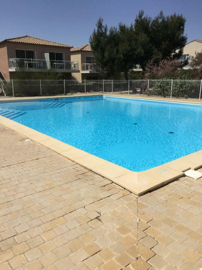 Appartement Dans Les Jardins De Phoebus Gruissan Exterior photo